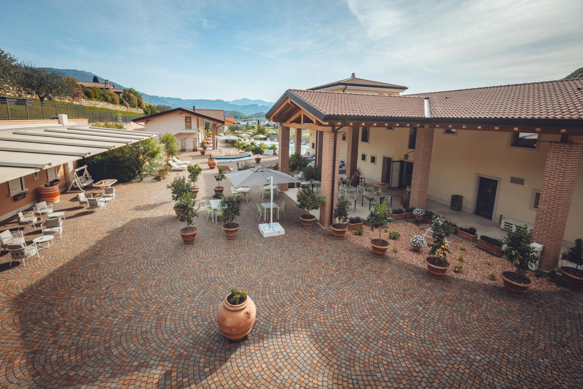 Agriturismo La Pertica Costermano Exterior photo